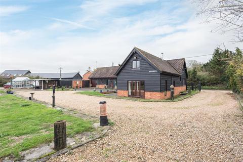 4 bedroom barn conversion for sale - Hollingdon, Leighton Buzzard