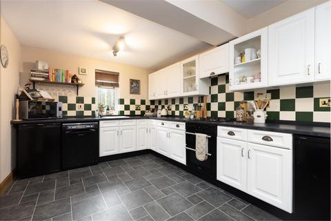 54 Angus Road, Scone, Perth, PH2 6RA