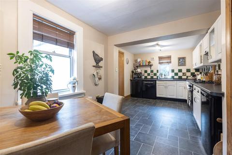 54 Angus Road, Scone, Perth, PH2 6RA