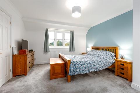 5 Blacksmiths Close, Weston On The Green, Bicester, OX25 3FL