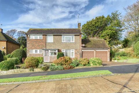 13 Pinewoods, Bexhill-on-sea, TN39 3UD