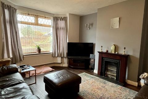 3 bedroom semi-detached house for sale - Woodcroft Road, St Annes, Bristol