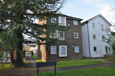 2 bedroom flat to rent, Buckingham Walk, New Milton, Hampshire. BH25 5UN