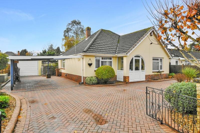 West Moors Ferndown BH22 0BD 2 bed bungalow £450,000