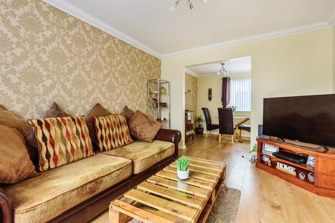 6 Bramble Close, Havant, PO9 2UZ