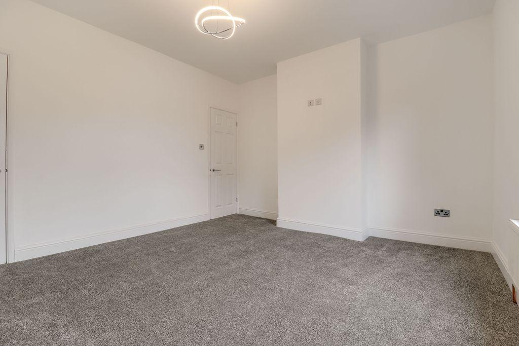 Bedroom 2 (Double)