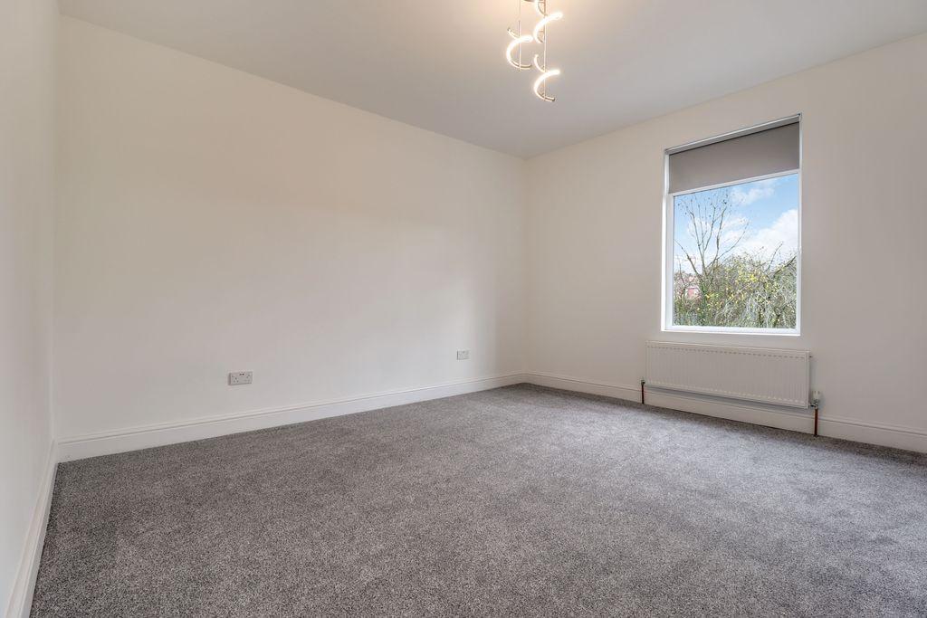 Bedroom 1 (Double)
