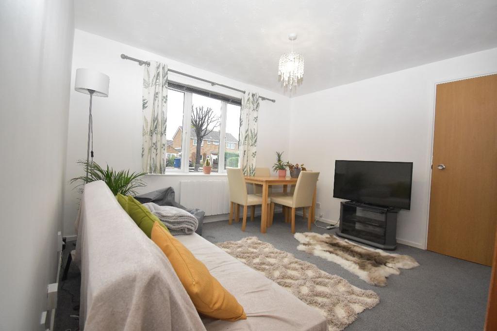 Stonefield, Bar Hill, Cambridge 1 bed semidetached house £850 pcm (£