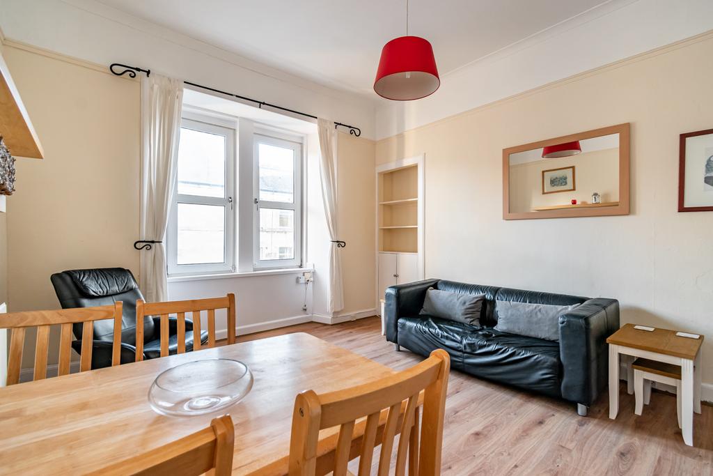 25/14 Fowler Terrace, EH11 1DB 1 bed flat £150,000