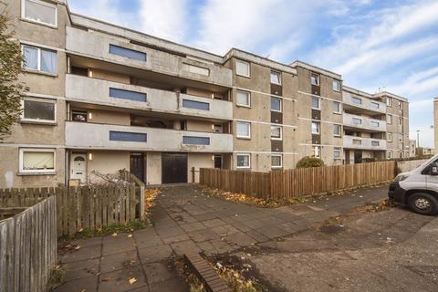 24/11 Calder View, Edinburgh, EH11 4HY