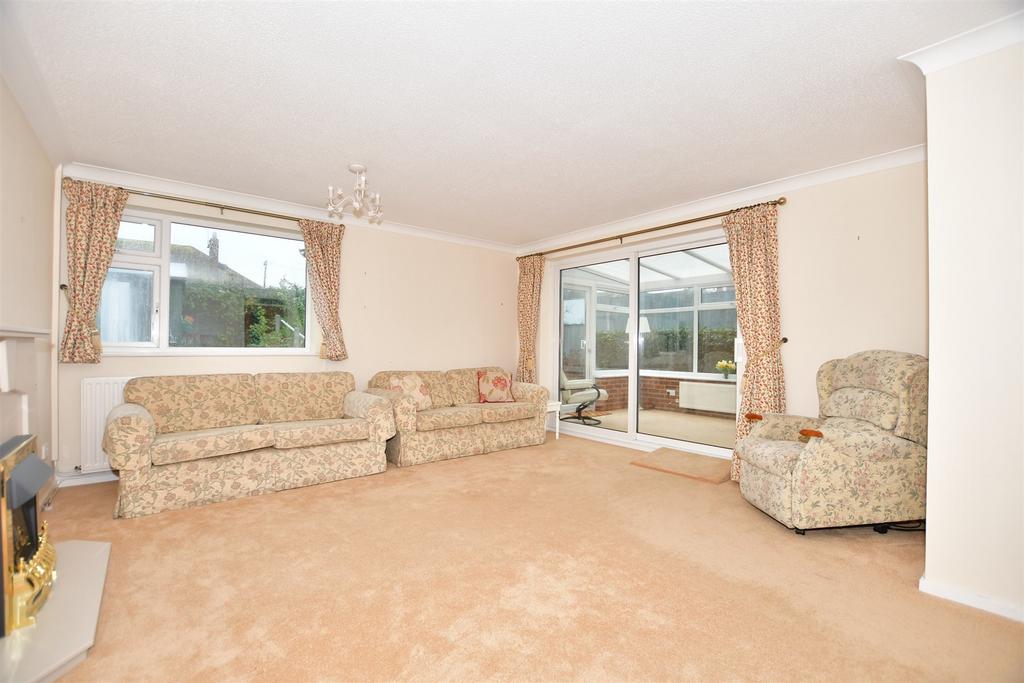 Sandhurst Road, Cliftonville, Margate, Kent 3 bed detached bungalow for
