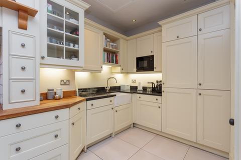 165 Craigleith Road, Edinburgh, EH4 2EB