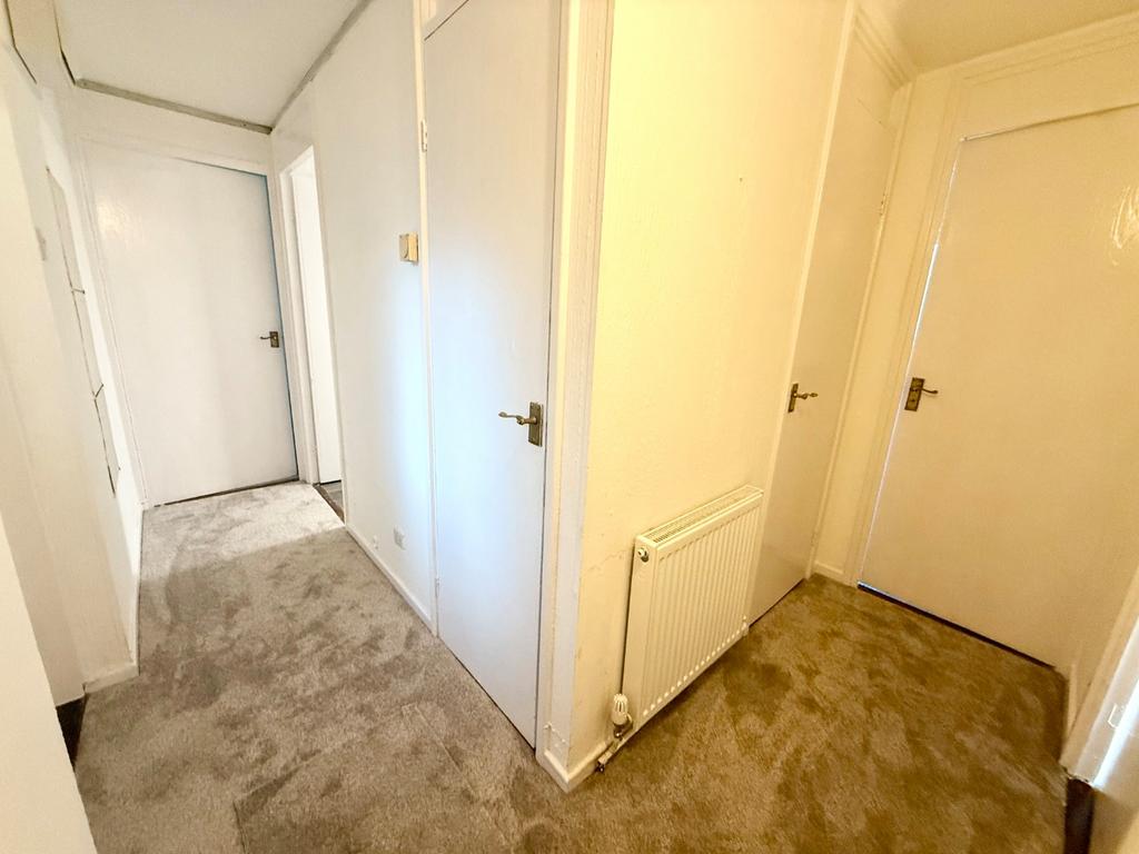 Apartment in Nottingham, North British Estate, Wollaton Vale - View 3