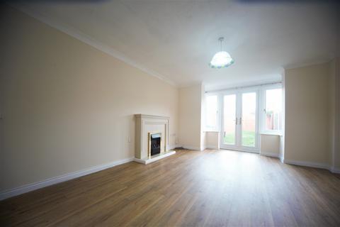3 bedroom end of terrace house to rent - Hurworth Avenue, Slough, SL3