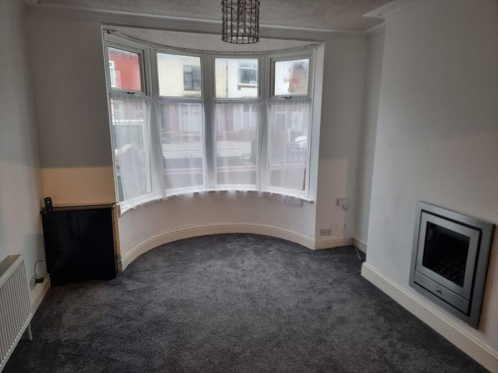 Mather Street, Blackpool 3 bed terraced house £700 pcm (£162 pw)