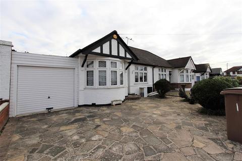 2 bedroom semi-detached bungalow for sale - Russell Road, Chingford