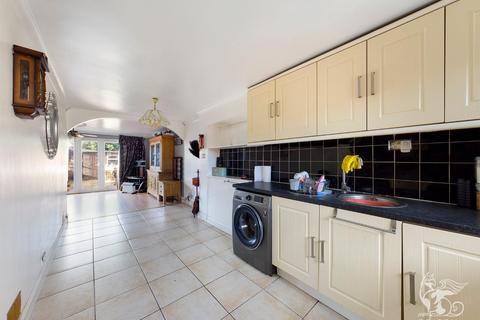 59 Lime Close, South Ockendon, RM15 6NN