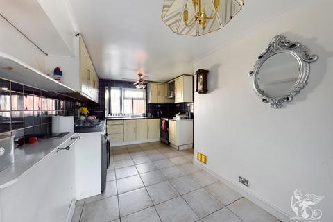 59 Lime Close, South Ockendon, RM15 6NN