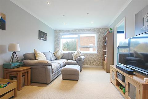 2 bedroom maisonette for sale - Trapstyle Road, Ware