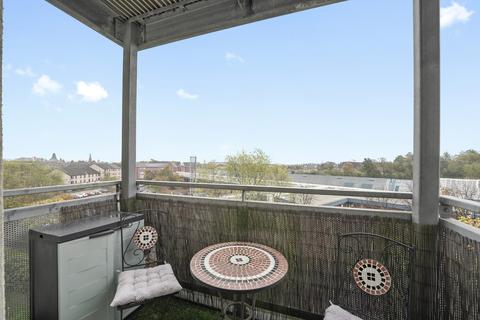 Flat 16, 5 Thorntreeside, Edinburgh, EH6 8FG