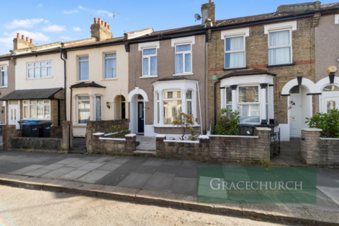 3 bedroom terraced house to rent, Henley Road, Edmonton N18