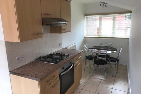 4 bedroom terraced house to rent - Heald Place, Rusholme, M14