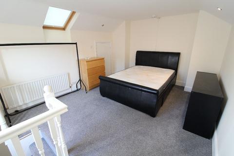 undefined, Flat 2,  38 Merridale Road