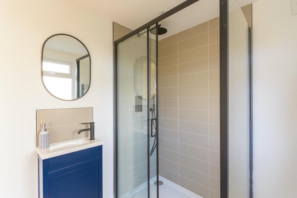 DAORMAHYAB91 - Ensuite B.jpg