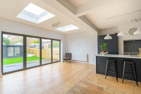 19 Bayham Road, Bristol, BS4 2DY