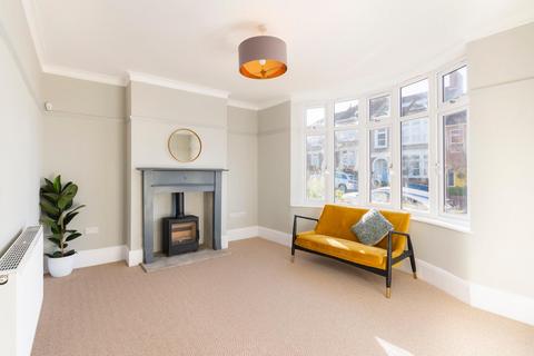19 Bayham Road, Bristol, BS4 2DY
