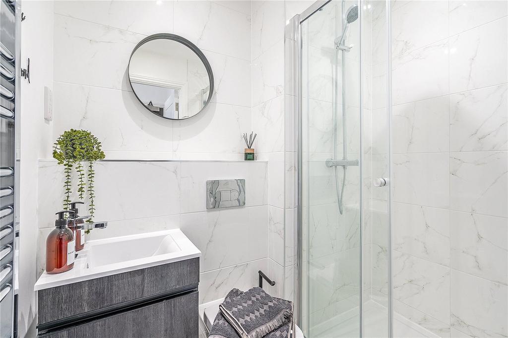 Show Apartment
