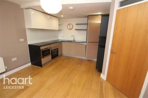 2 bedroom flat to rent, Phoenix Square, Morledge Street