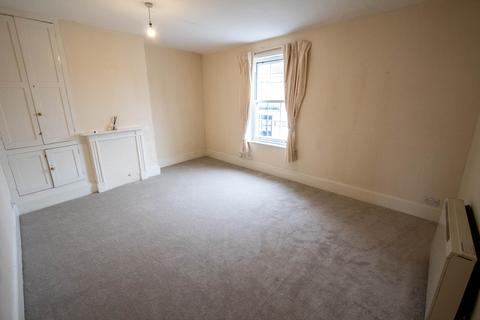 15a Broad Street, Ottery St Mary, EX11 1BY
