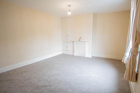 15a Broad Street, Ottery St Mary, EX11 1BY