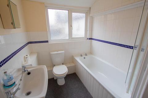 15a Broad Street, Ottery St Mary, EX11 1BY