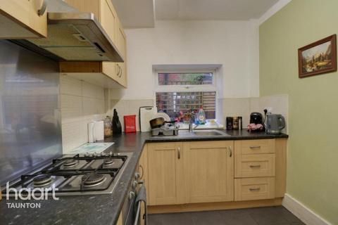 undefined, Priory Avenue, Taunton