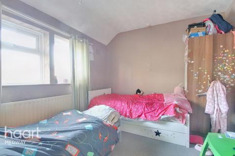 98 Laburnum Road, Rochester, ME2 2LD