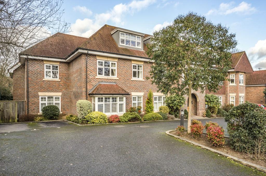 Rectory Road, Wokingham, RG40 2 bed apartment to rent £1,300 pcm (£