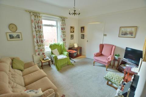 3 bedroom semi-detached house for sale - Cromwell Road, Wimborne, Dorset, BH21 2AW