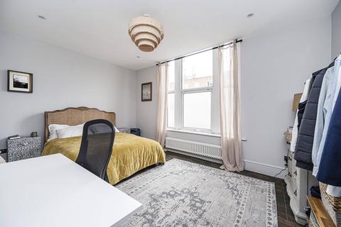2 bedroom flat to rent - Bethnal Green Road, Hackney, London, E2