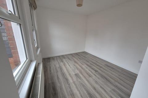 1 bedroom flat to rent, 10 Wicker Hill, BA14