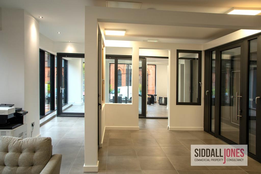 08 Showroom internal 1.jpg