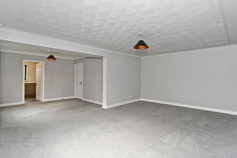 3/4 Craigend Park, Edinburgh, EH16 5XY