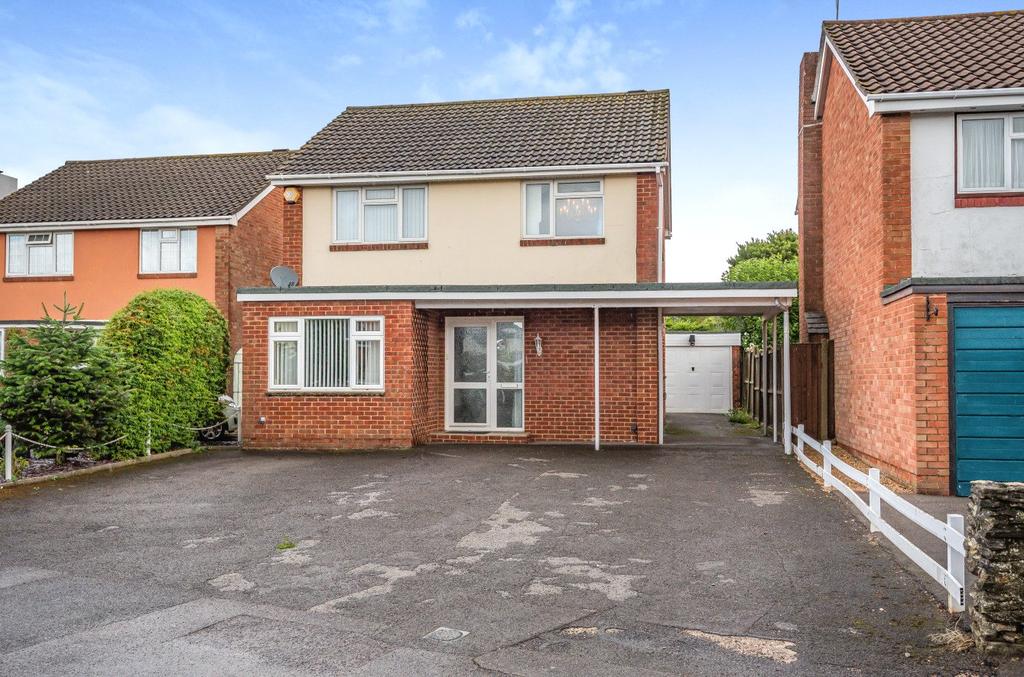 St. Cuthberts Close, Locks Heath... 4 bed detached house £1,500 pcm