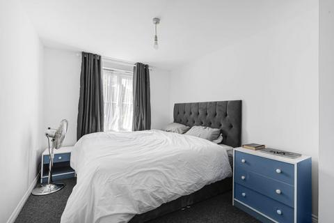 2 bedroom apartment for sale, St Lukes Court, Hatfield