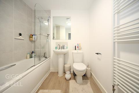 5 Bongrace Walk, Luton, LU4 8FY