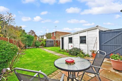 2 bedroom semi-detached bungalow for sale - Ethelred Gardens, Wickford, Essex