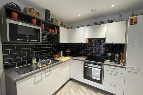 1 bedroom flat to rent - Royal Court, Connersville Way, Croydon , CR0