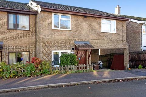 2 bedroom terraced house to rent, Salisbury Road, Harpenden, Hertfordshire, AL5