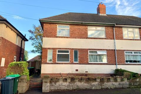 3 bedroom semi-detached house for sale - 19 Holly Road, Wednesbury, WS10 9NX